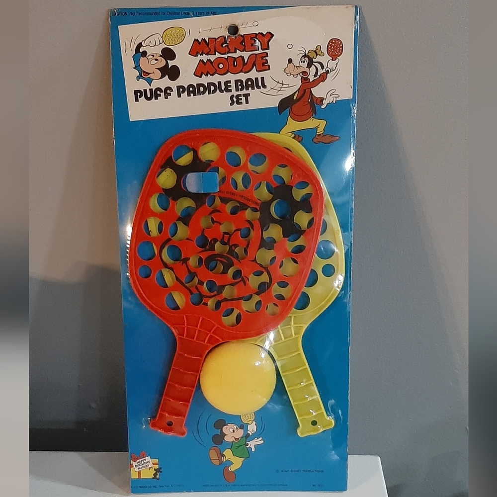 Vintage Mickey Mouse Puff Paddle Ball Set Disney New Old Stock Sealed #7631 USA